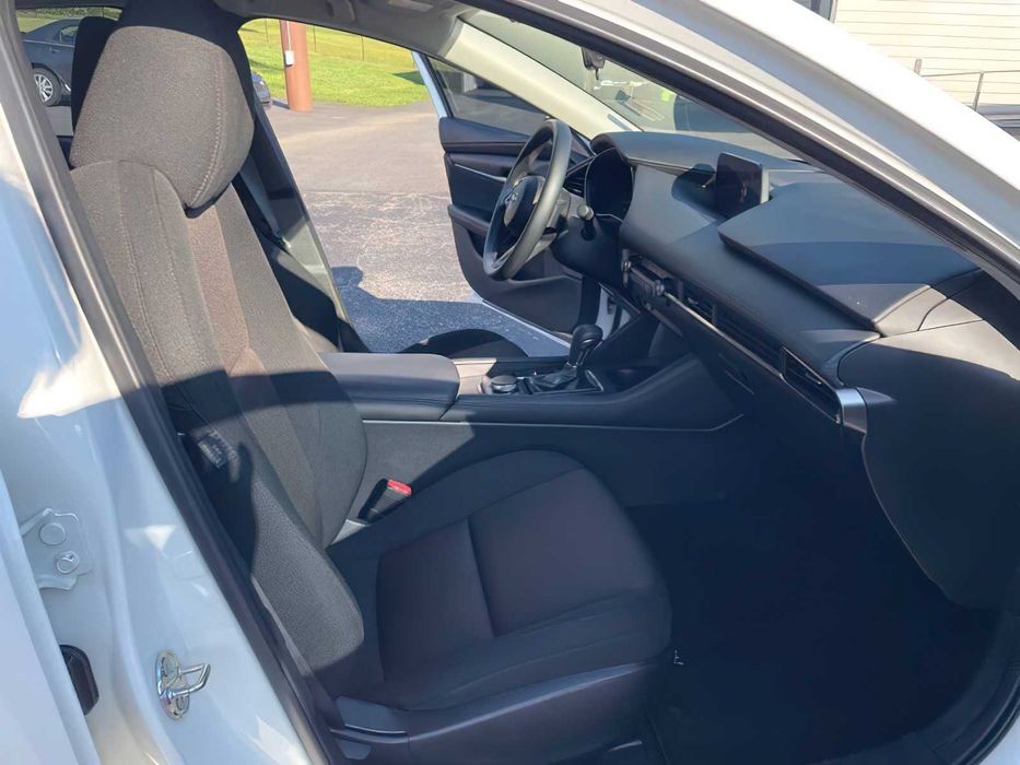 Mazda 3 S      2021