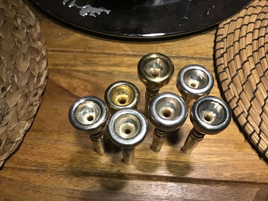 Ustniki do trabki Bach,Jettone,Warburton, Monette