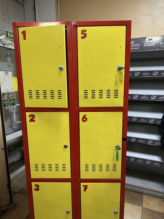 Касовий бокс, система вхід вихід,ящик для речей