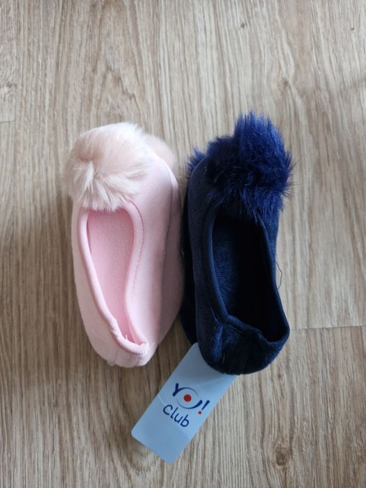 Balerinki z pomponem rozm 26/27