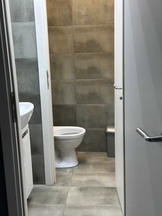 Оренда комерційного приміщення 88.8 кв.м. по вул. М.Донцова Ірпінь