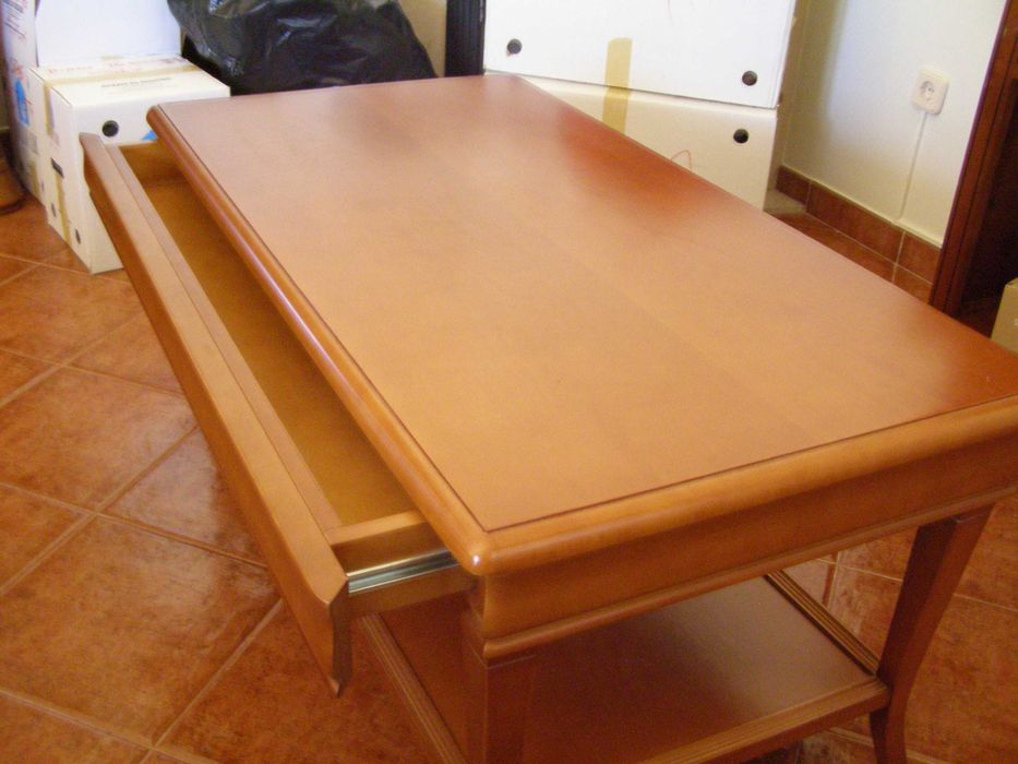 Espelho e Mesa de centro em cerejeira