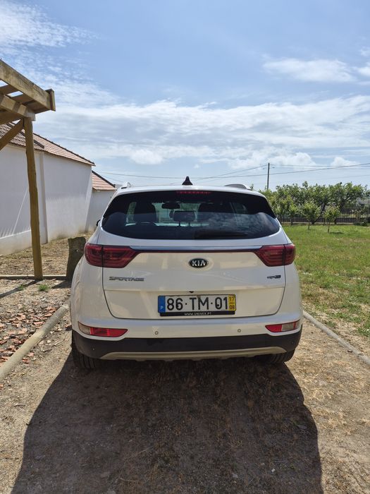 Kia Sportage 1.7 CRDi Nacional | Automático | Teto Panorâmico | Couro