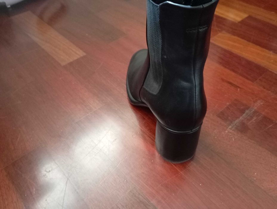 Botas 38 Ecco Salto Alto