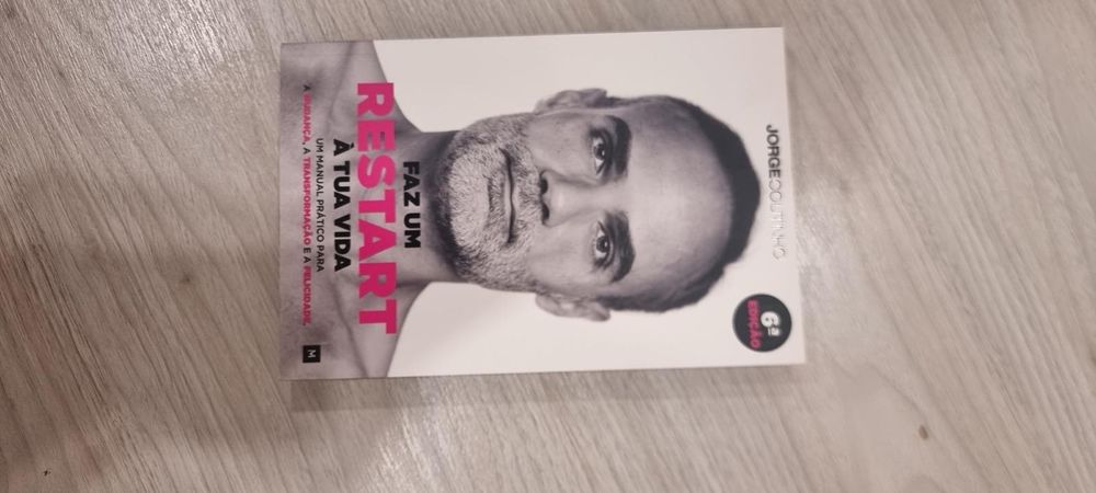 Livro "Faz um restart à tua vida"