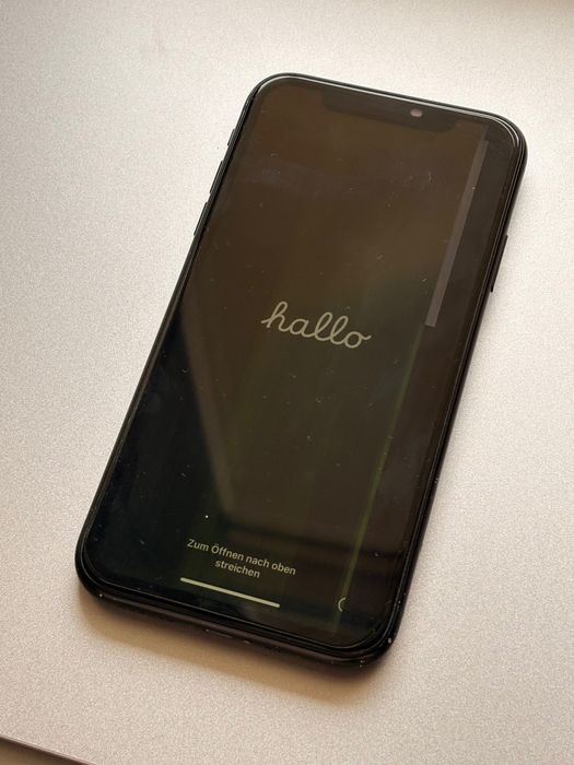 IPhone XR uszkodzony ekran