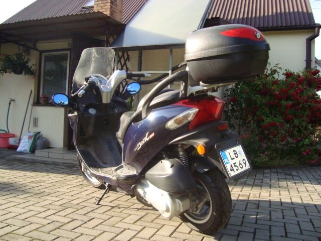 Kymco Grand Dink 250