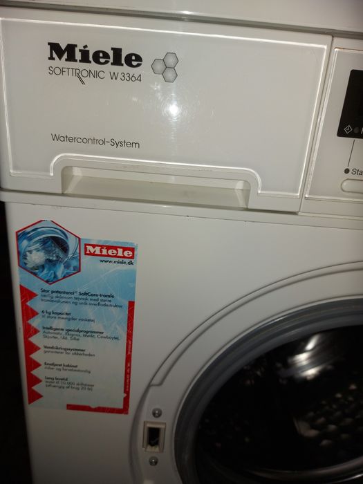 Пральна машина Miele