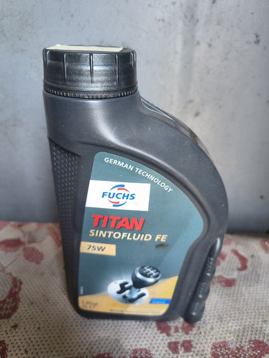 Продам масло в коробку передач Titan  Fuchs