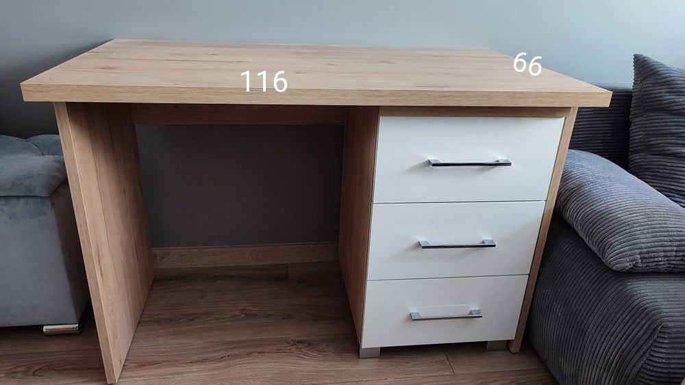 Sprzedam Biurko z szufladami