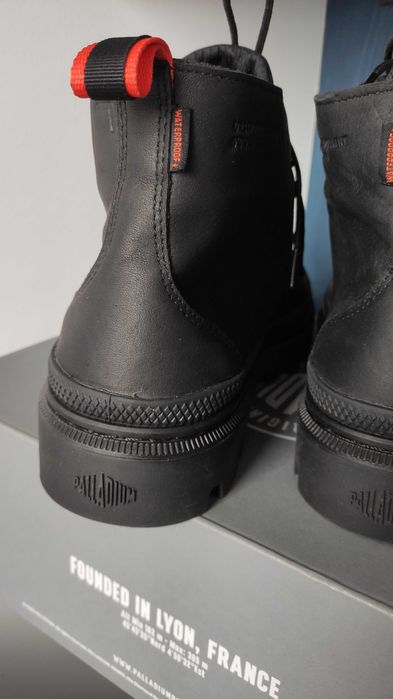 Buty Palladium Pallatrooper Hi WP+ rozmiar 44