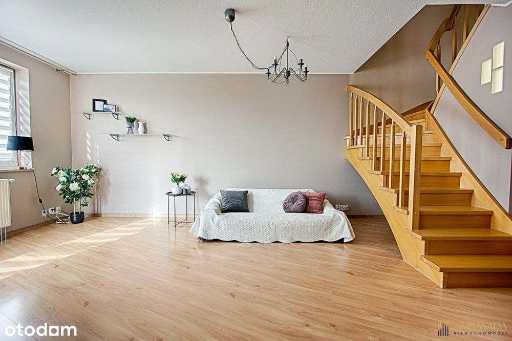 ***Dwupoziomowe Mieszkanie Na Zamkniętym Osiedlu**