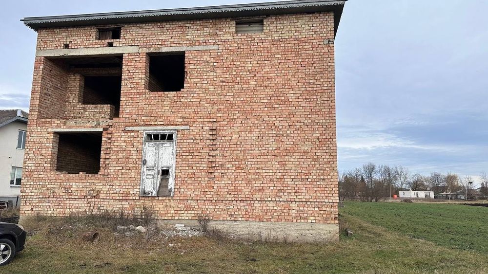 Продаж будинку по дуже вигідній ціни