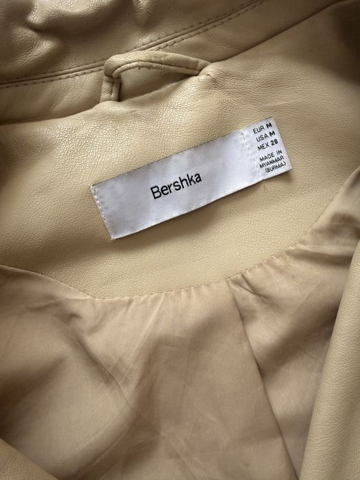 Косуха кожанка Bershka