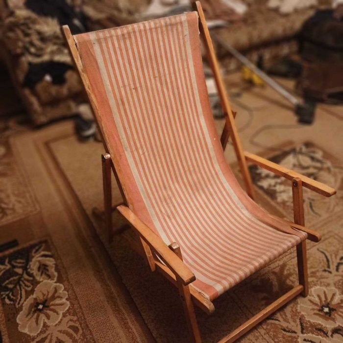 Leżak drewniany do ogrodu