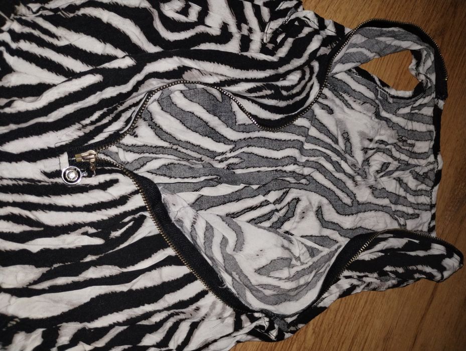 Kombinezon panterkowy