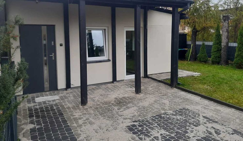 studio z ogrodem