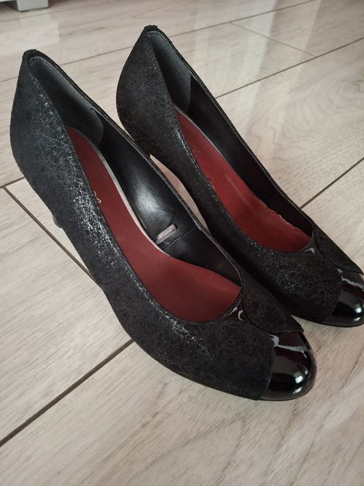 Lasocki czółenka czarne roz.39