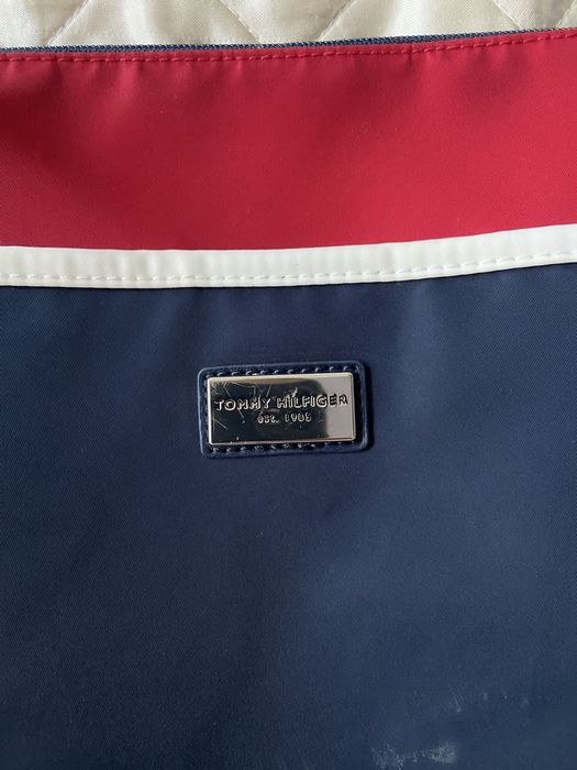 Tommy Hilfiger materialowa listonoszka