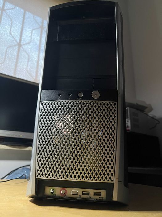 Intel core i3-4160 Asrock Z97 GTX 1050 TI 4GB /  8gb DDR3  1600MHZ SSD 128GB Zasilacz 500W minecraft, fortnite, league of legends