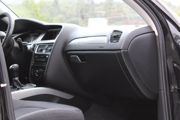 Audi a4 b8 2.0 tdi