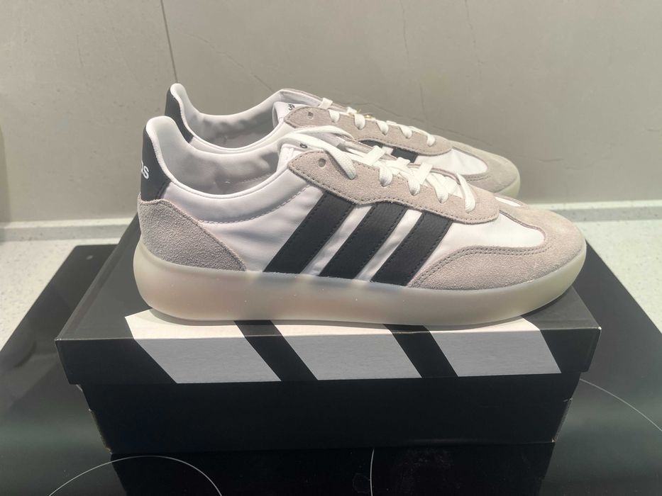 Кросівки Adidas Barreda Decode US 8,5