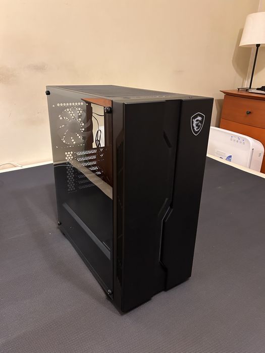MSI Mag Vampiric 010 - Caixa PC