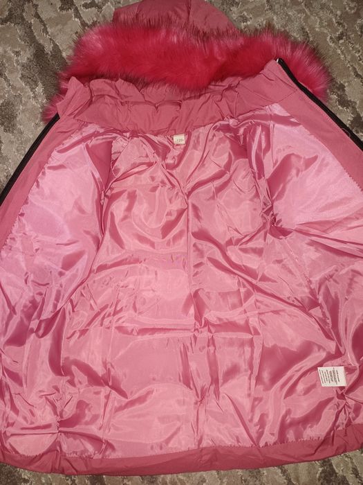Продам дитячу зимову куртку