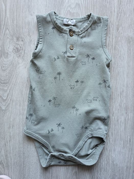 Body bez rękawów podkoszulek Newbie rozmiar 74 cm
