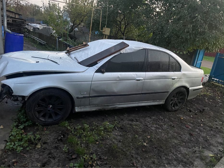 Продається БМВ е39 після ДТП