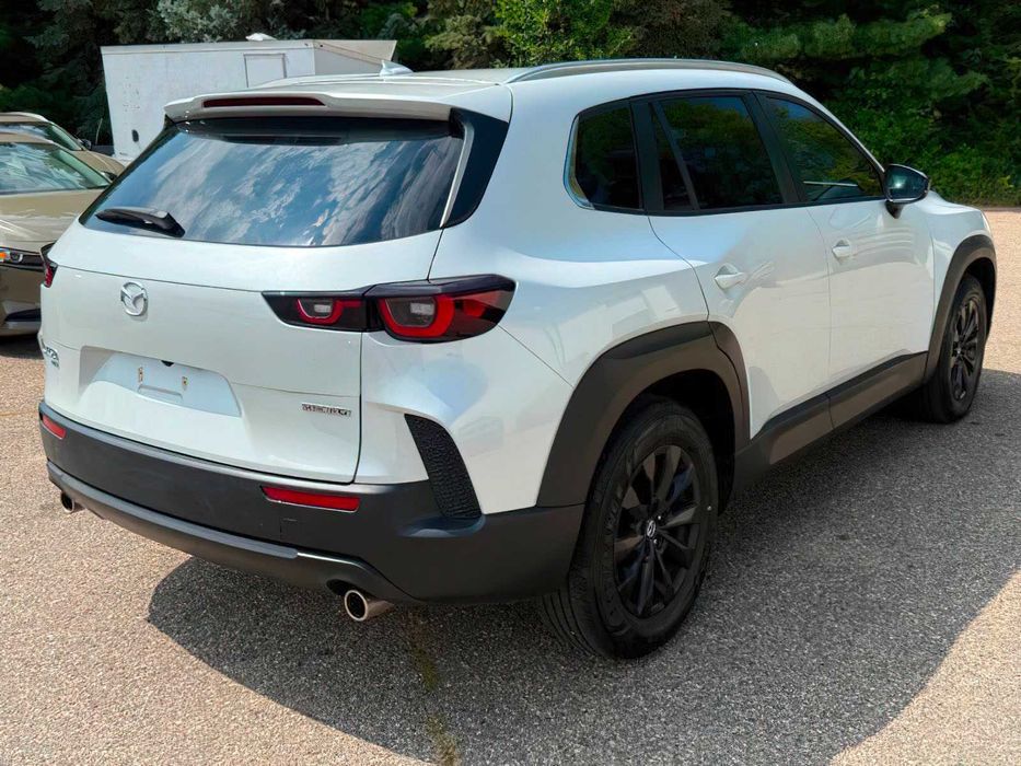 Mazda CX-50 S Premium      2024