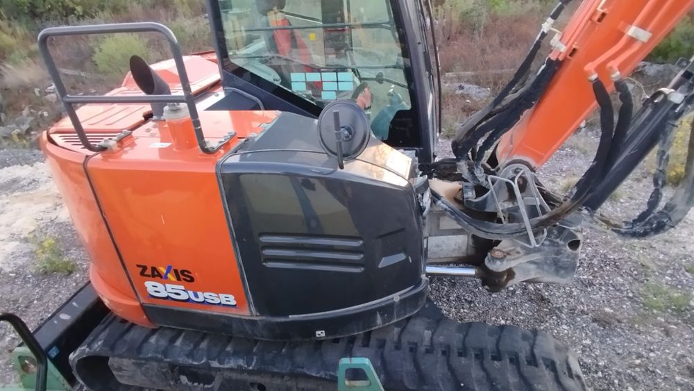 Giratória Hitachi 85