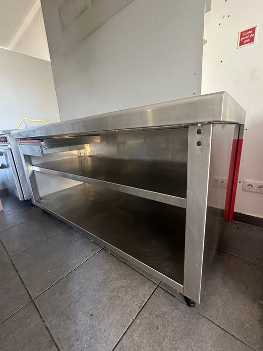 Bancada de Inox Profissional para Restauração