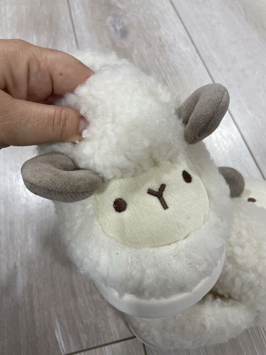 Продам нові дитячі тапочки! Чудовий подарунок до Нового року