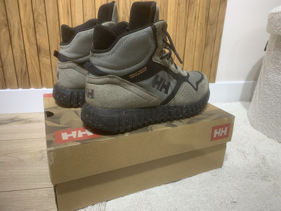 Зимове взуття Helly Hansen