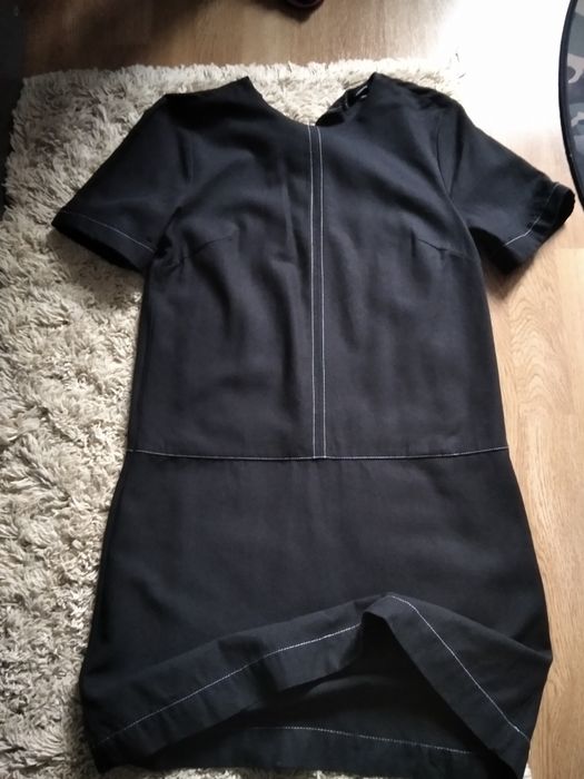 Czarna sukienka RESERVED rozm. 34
