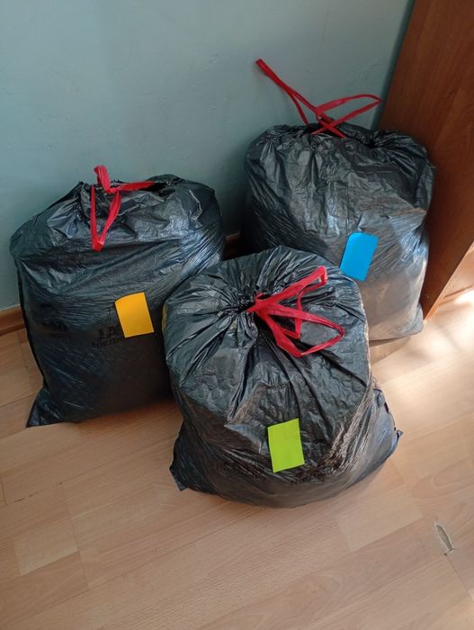 Oddam za symboliczne 5 zł worki ciuchów