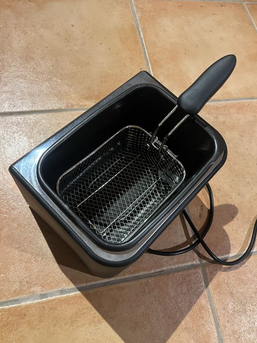 Mini fritadeira Orbegozo