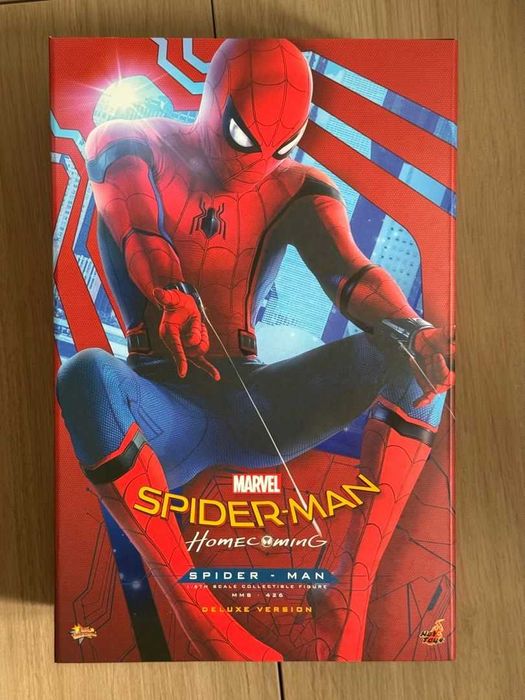 Figura Hot Toys Spider-man Homecoming Deluxe Version
