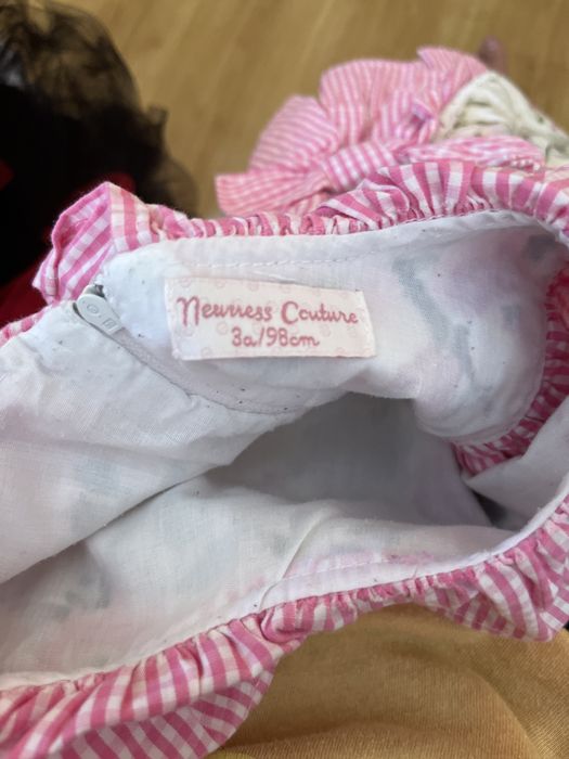 Roupa vestido de criança