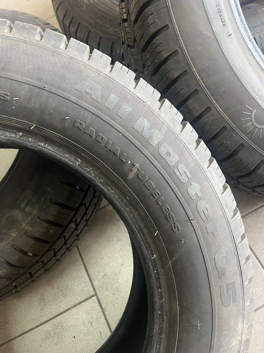 Opony wielosezonowe jak nowe z 2025 195/65R15