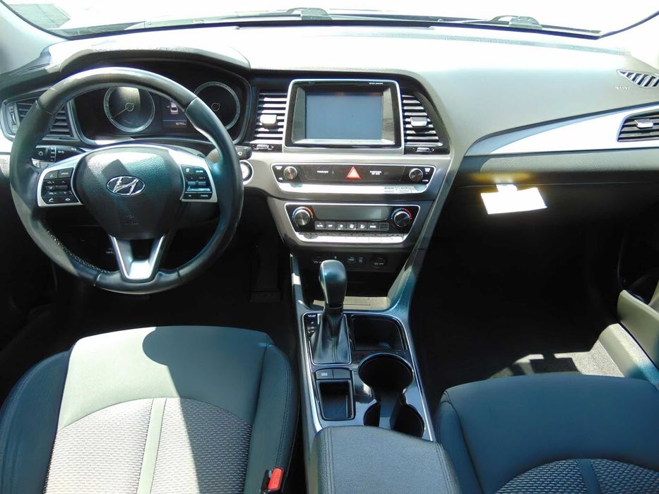 Hyundai Sonata Limited      2019
