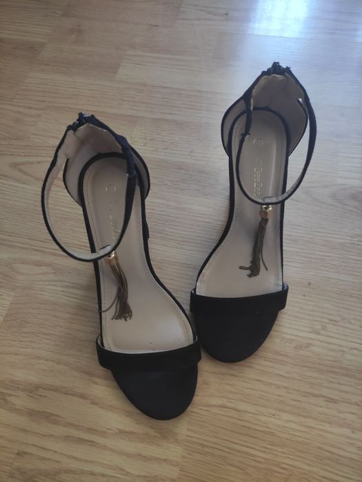 Buty DeeZee rozm. 37