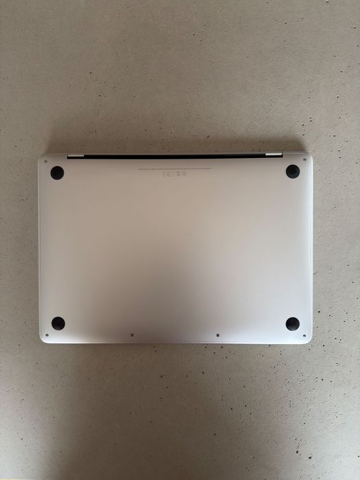Apple MacBook Pro 13.3” (2017) – Ótimo estado