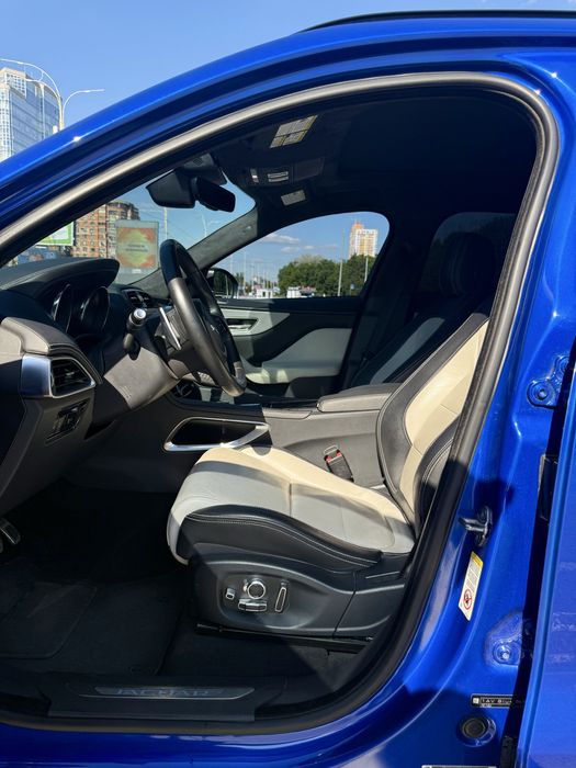Продам Jaguar F-pace 2019