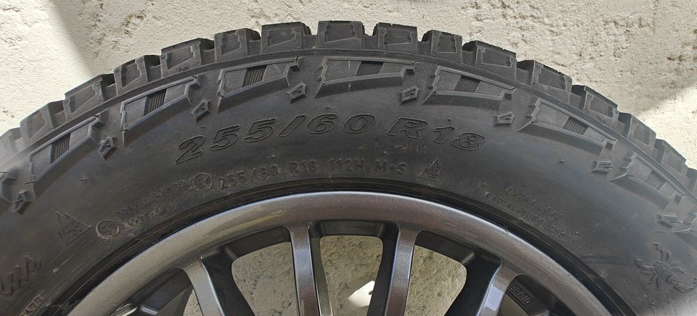 Jante BRAID WINRACE com pneu PIRELLI SCORPION 255 60 r18 novos