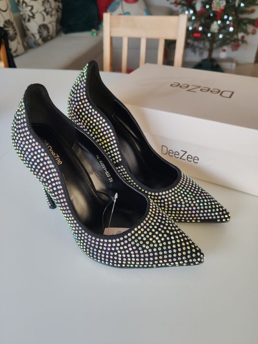 Szpilki DeeZee (nowe) r.38