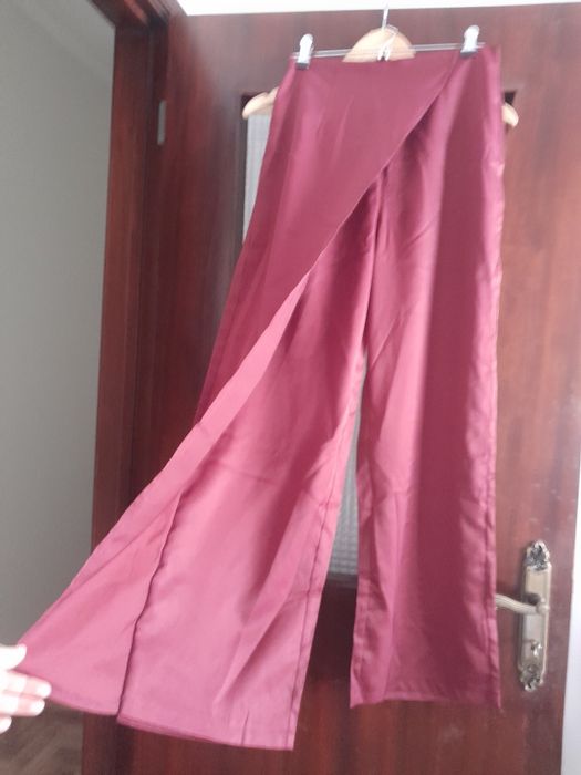 COMO NOVAS - Calças vermelhas