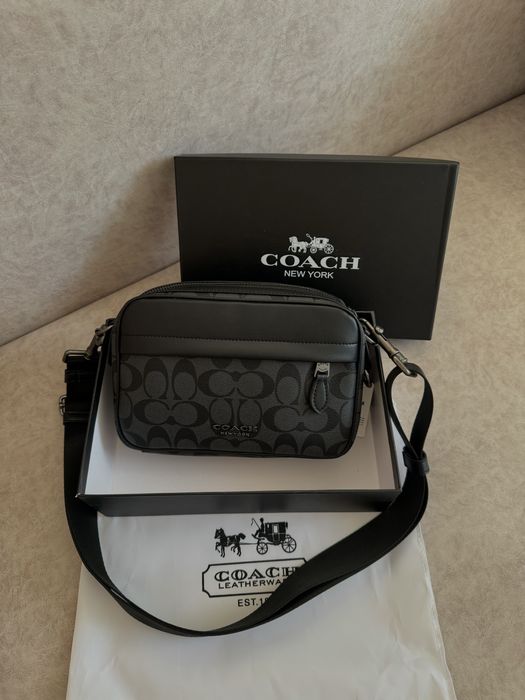 Сумка Coach коуч коач месенжер шкіряний через плече бананка
