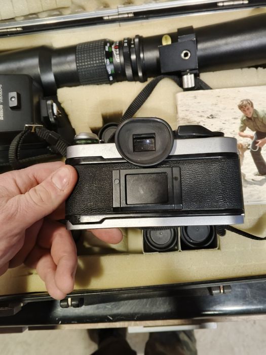 Canon AE-1 aparat fotograficzny